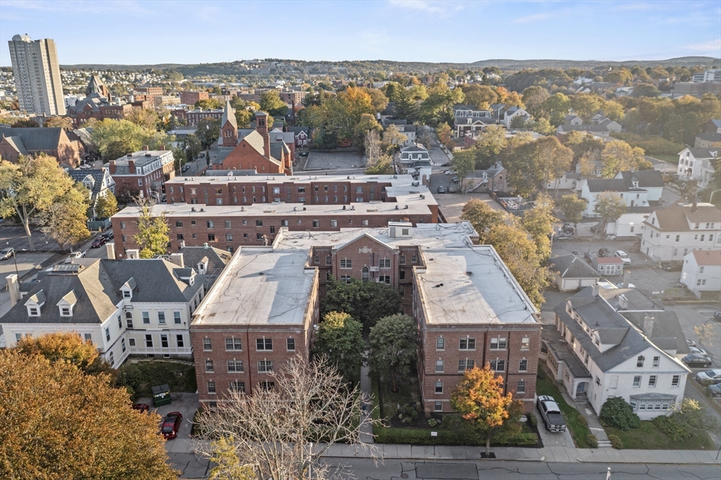 58 Elm Street, Unit 1 Worcester, MA 01609 - Photo 33 of 37
