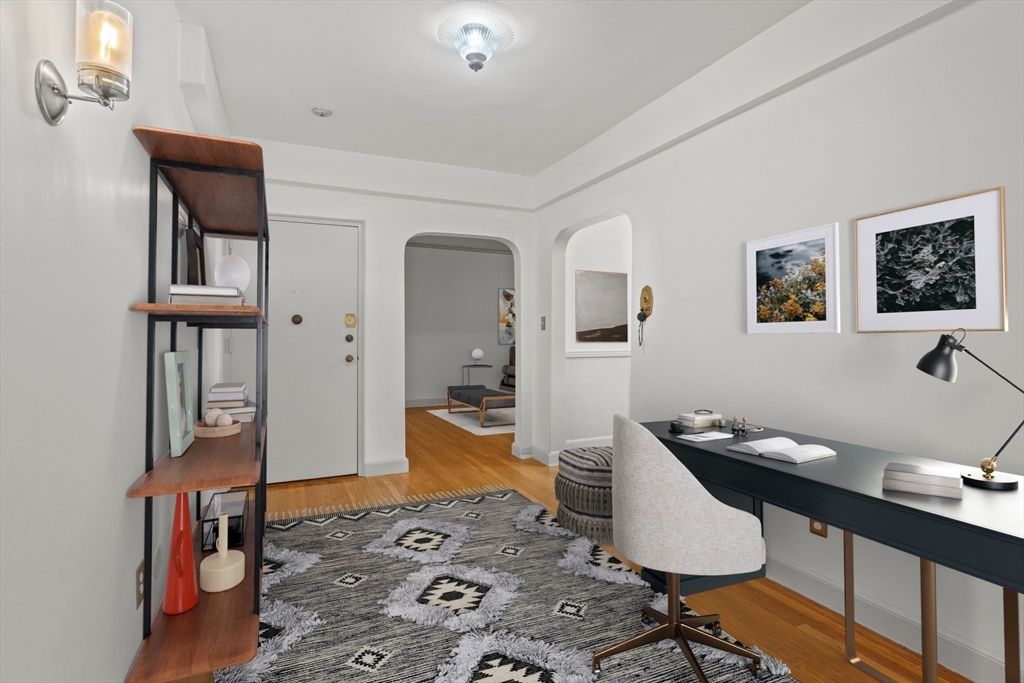 58 Elm Street, Unit 1 Worcester, MA 01609 - Photo 5 of 37