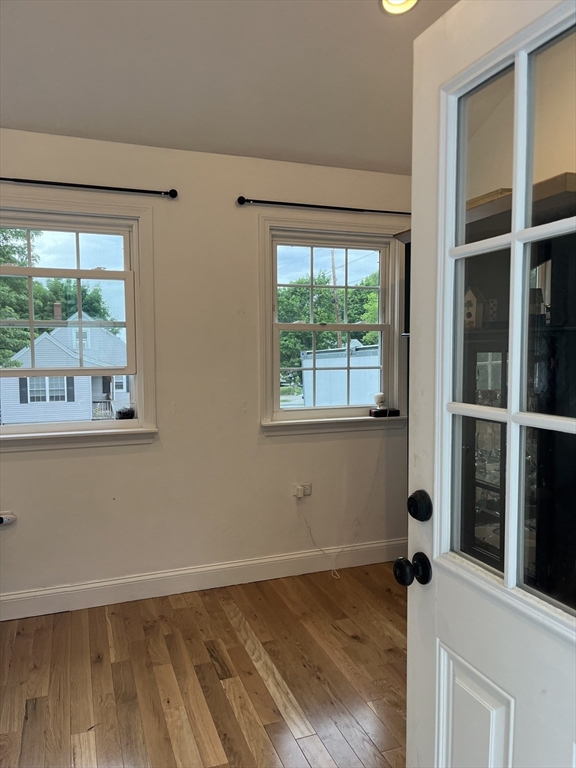 4 Robin Road Billerica, MA 01821 - Photo 7 of 15