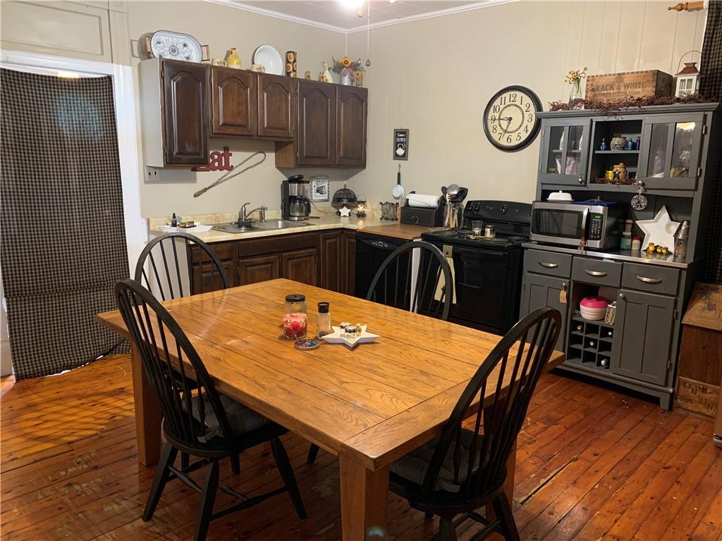 729 Cemetery Road Perryopolis, PA 15473 - Photo 8 of 24 a view of a dining room with furniture