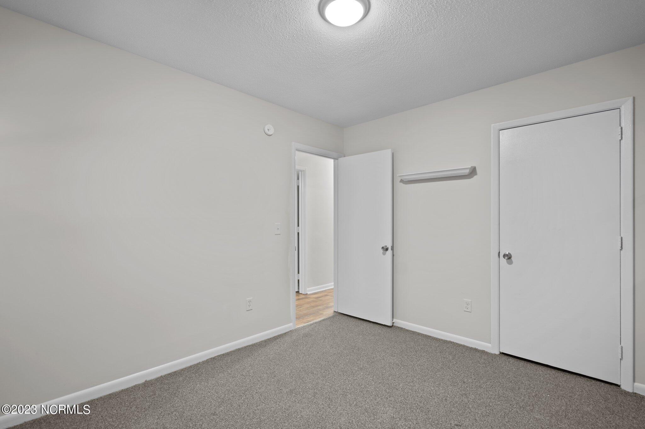 534 Cathay Road Wilmington, NC 28412 - Photo 11 of 28 22-web-or-mls-DSC08729