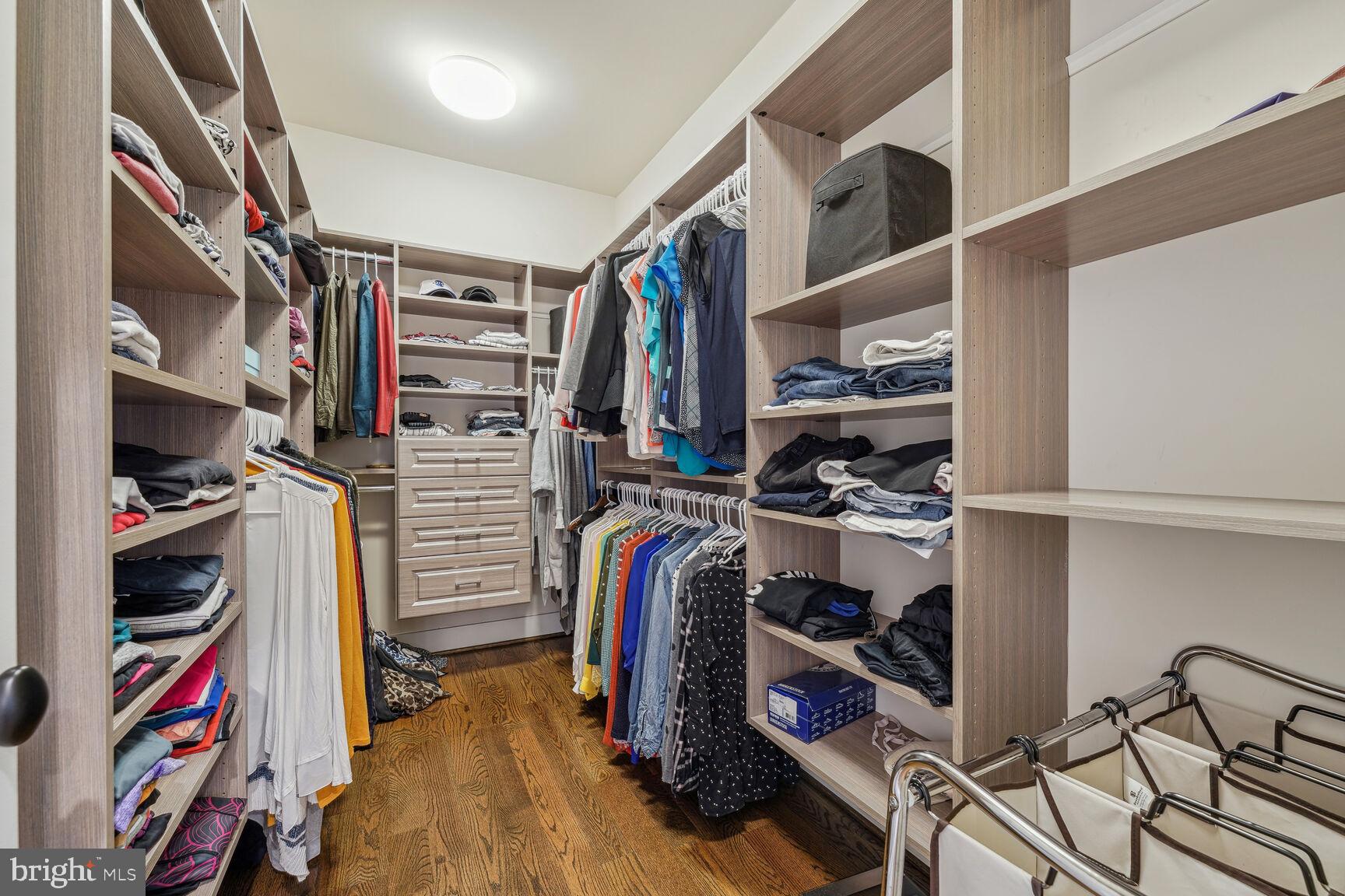 7708 Massena Road Bethesda, MD 20817 - Photo 35 of 78 Walk-in closet #2