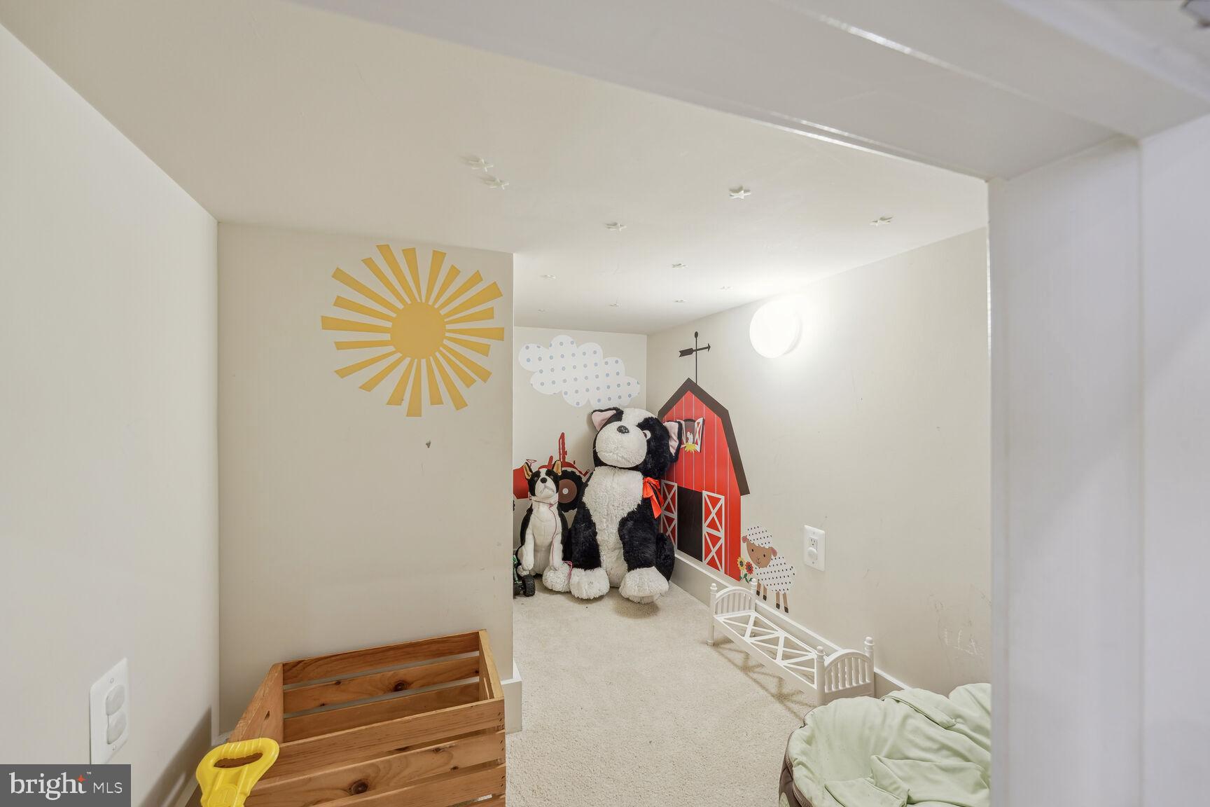 7708 Massena Road Bethesda, MD 20817 - Photo 61 of 78 Inside playhouse