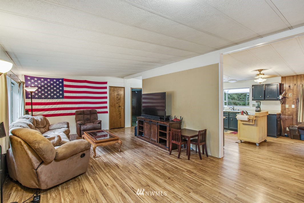 14846 Roy Road Southeast Olalla, WA 98359 - Photo 11 of 25 Gallery Image 11