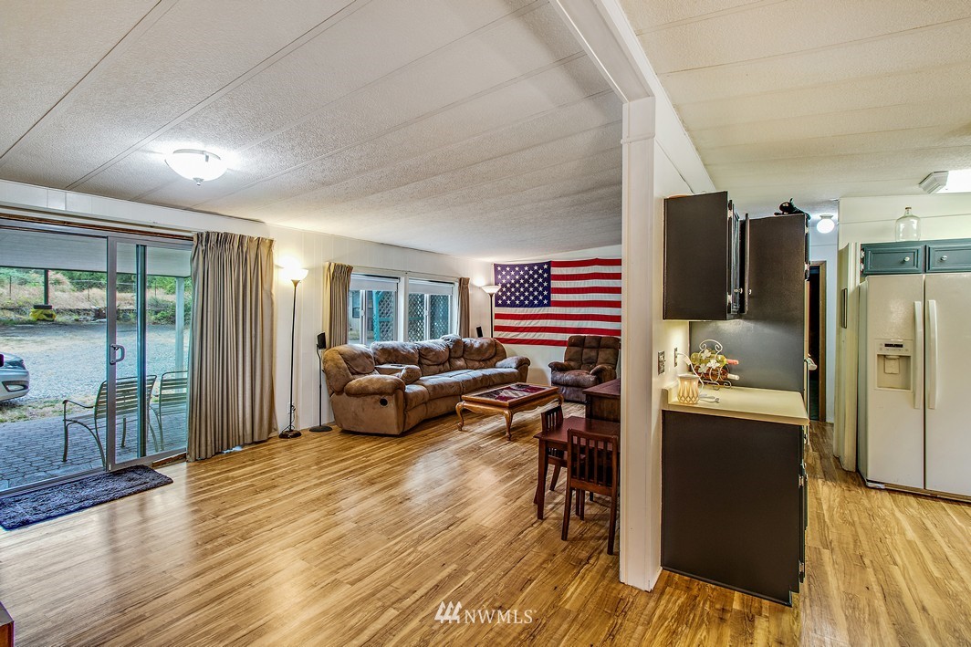 14846 Roy Road Southeast Olalla, WA 98359 - Photo 12 of 25 Gallery Image 12