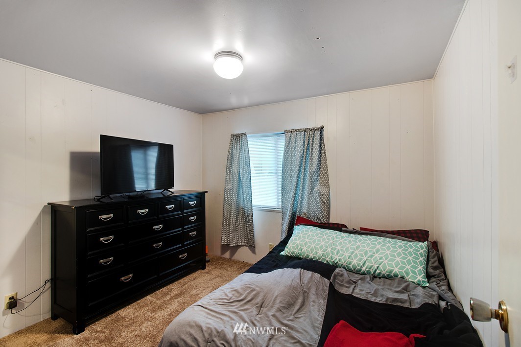 14846 Roy Road Southeast Olalla, WA 98359 - Photo 17 of 25 Gallery Image 17
