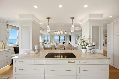 $6,400,000 | 8171 Bay Colony Drive, Unit 801, Naples, FL 34108