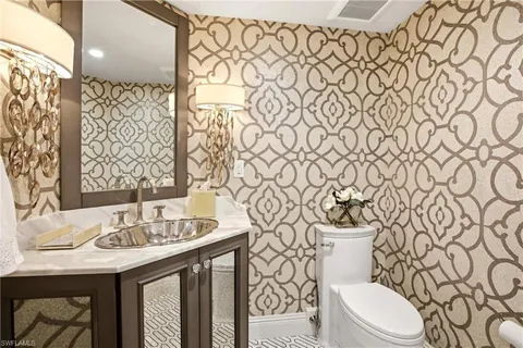 $6,400,000 | 8171 Bay Colony Drive, Unit 801, Naples, FL 34108