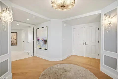 $6,400,000 | 8171 Bay Colony Drive, Unit 801, Naples, FL 34108