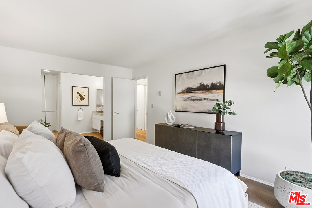 7742 Redlands Street, Unit D2040 Playa del Rey, CA 90293 - Photo 16 of 35