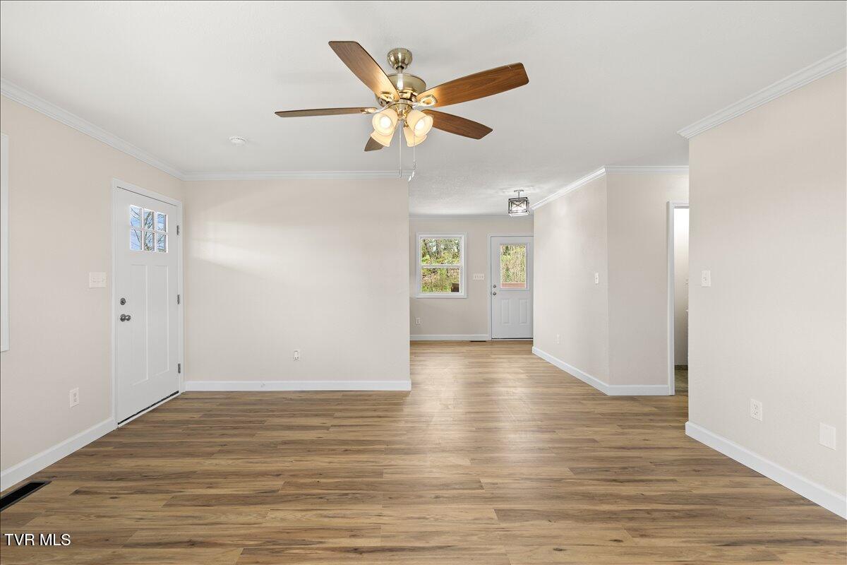 108 Lilly Street Bristol, TN 37620 - Photo 24 of 44 10-128A0566