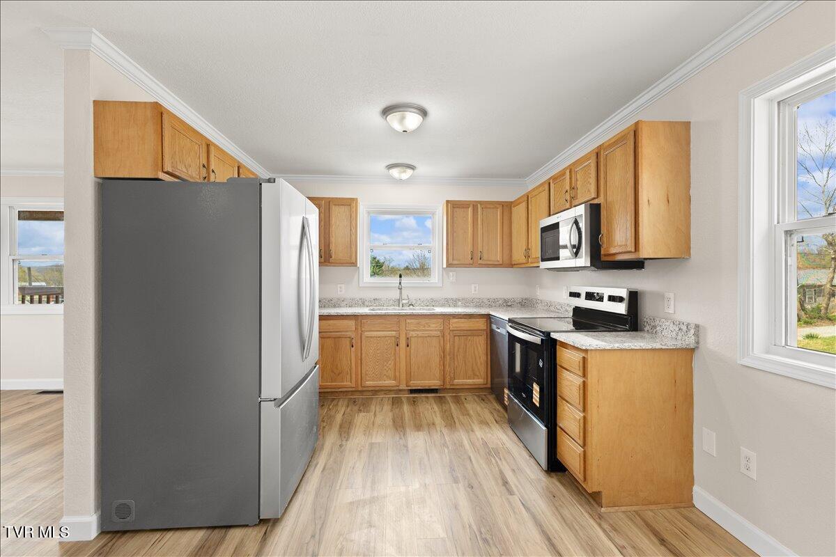 108 Lilly Street Bristol, TN 37620 - Photo 26 of 44 12-128A0572