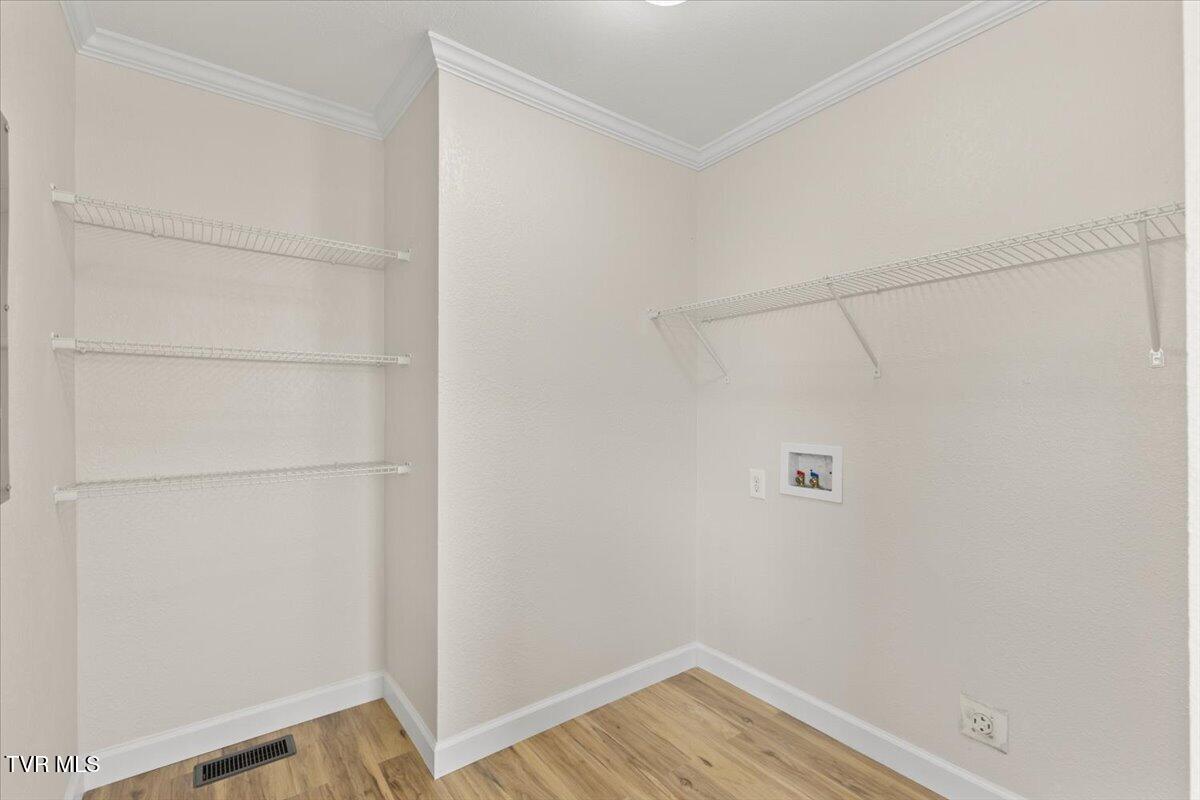 108 Lilly Street Bristol, TN 37620 - Photo 29 of 44 15-128A0581