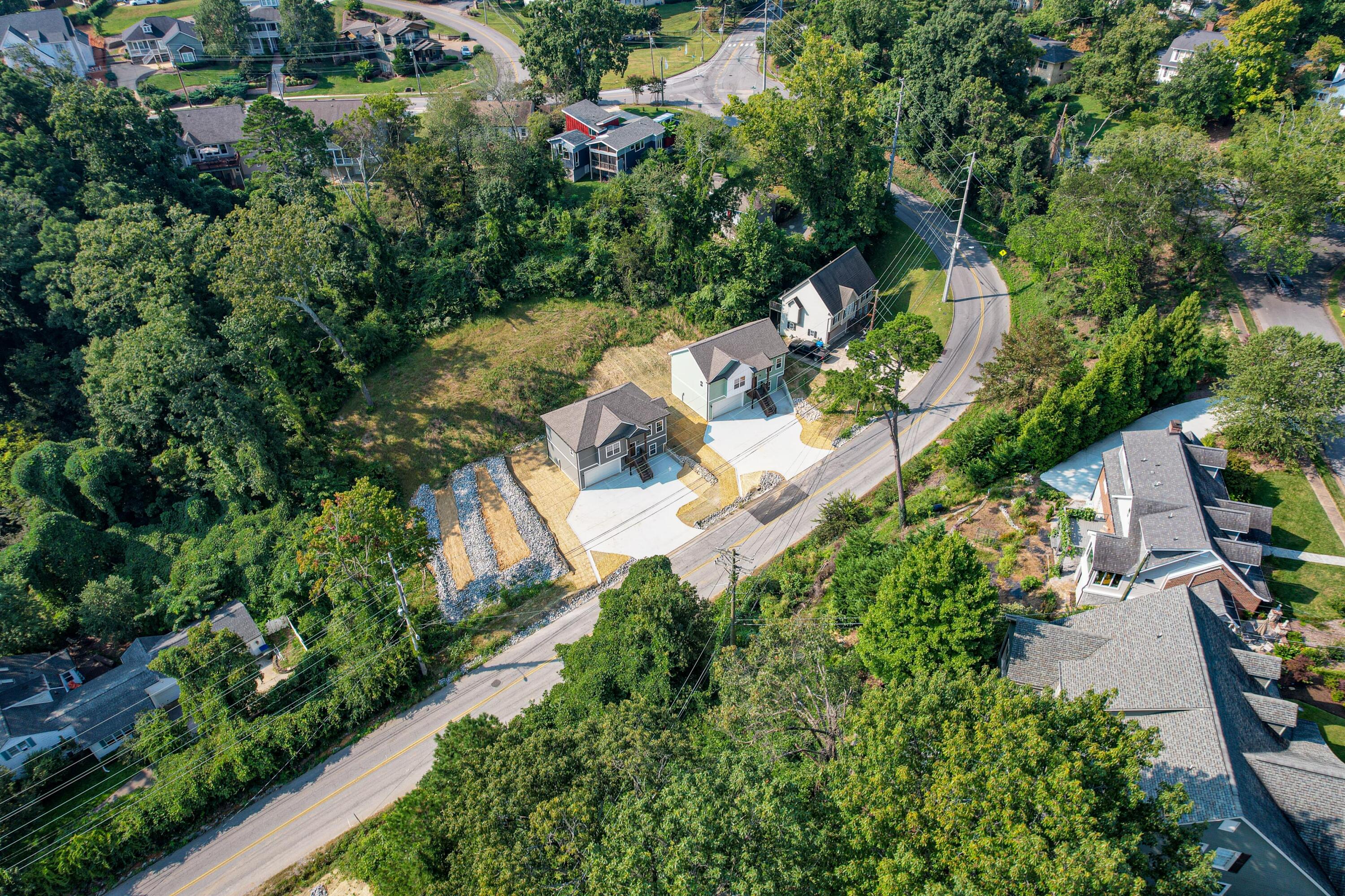 1028 Fernway Road Chattanooga, TN 37405 - Photo 7 of 26 1028 Fernway Rd exterior-7