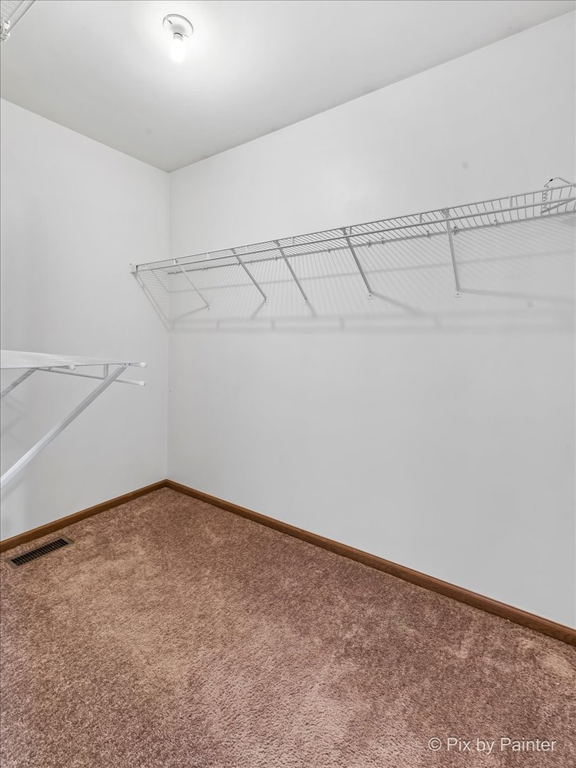 1664 Pebble Beach Circle Elgin, IL 60123 - Photo 15 of 24 a view of a room