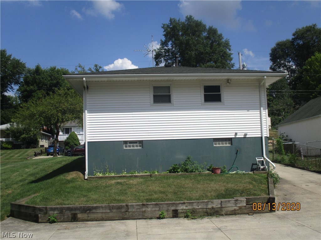 428 Gibbs Road Akron, OH 44312 - Photo 12 of 13 Gallery Image 12