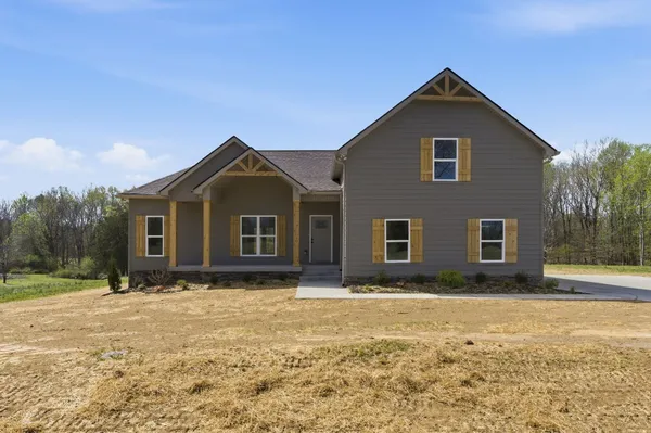 $569,900 | 2981 Lights Chapel Road, Greenbrier, TN 37073