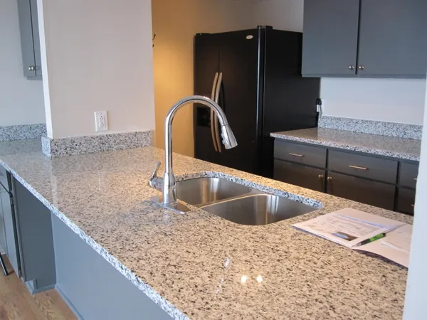 $224,900 | 820 Cliffs Drive, Unit 306, Ypsilanti, MI 48198