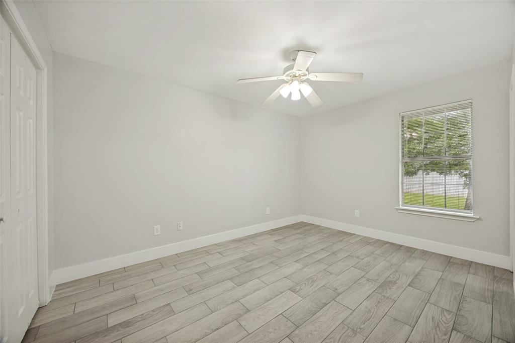 1009 Enlow Circle Commerce, TX 75428 - Photo 20 of 25