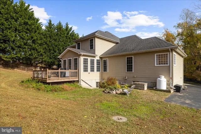 $699,000 | 211 Still Water Lane, Huntingtown, MD 20639