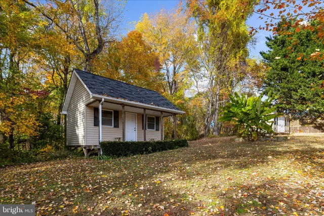 $699,000 | 211 Still Water Lane, Huntingtown, MD 20639