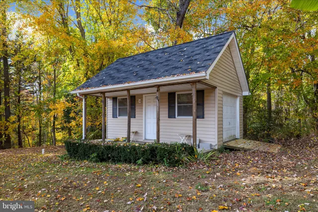 $699,000 | 211 Still Water Lane, Huntingtown, MD 20639