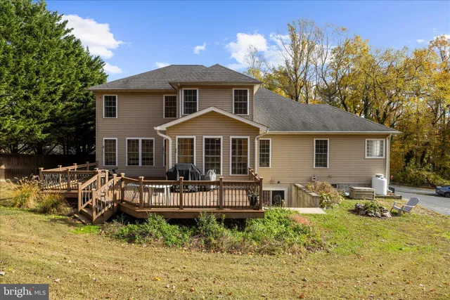 $699,000 | 211 Still Water Lane, Huntingtown, MD 20639