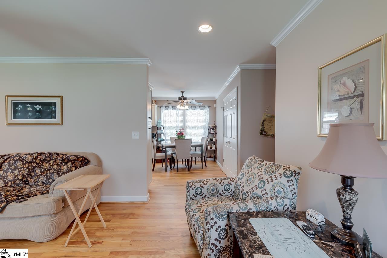 107 Farmington Road Greenville, SC 29605 - Photo 5 of 22 Gallery Image 5