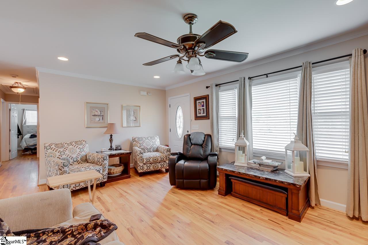 107 Farmington Road Greenville, SC 29605 - Photo 9 of 22 Gallery Image 9