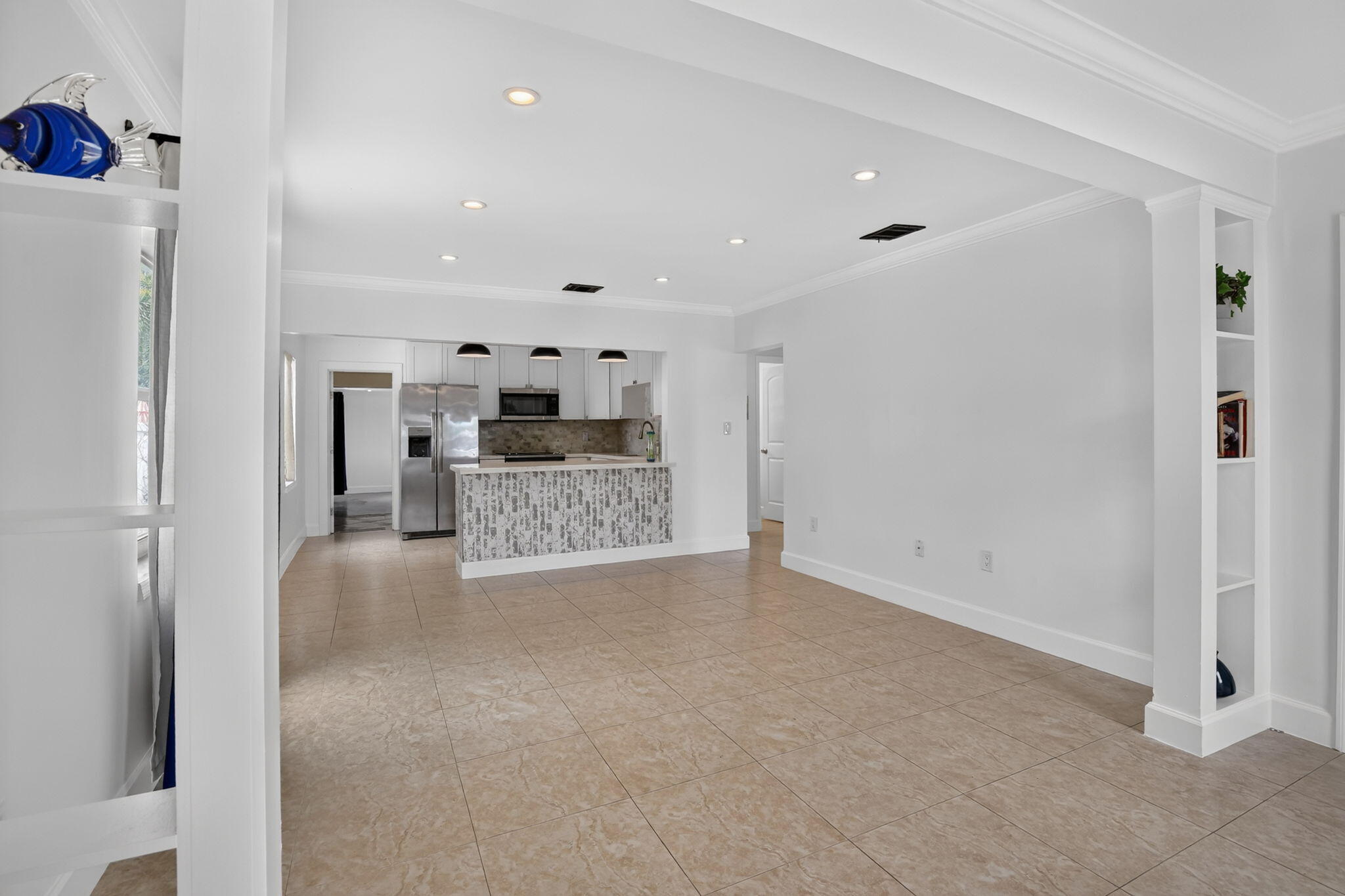 2427 Harding Street Hollywood, FL 33020 - Photo 8 of 38 5-web-or-mls-_A7A1418