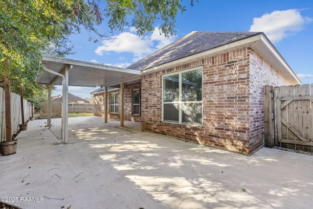 $275,000 | Undisclosed Address, Broussard, LA 70518