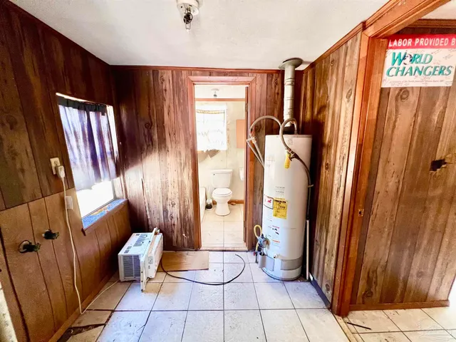 a view of an entryway with bathroom