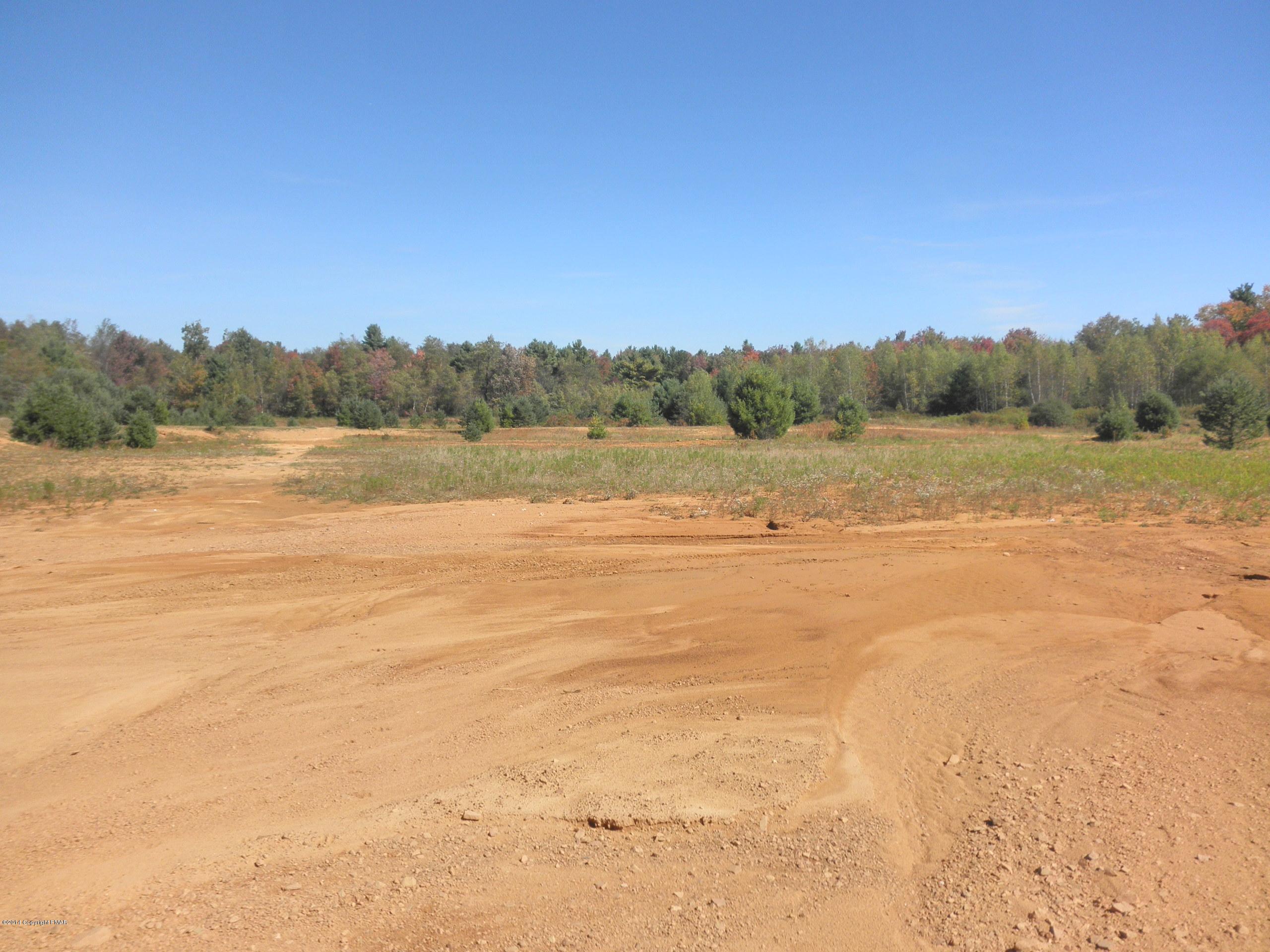 224 Clearview Road Long Pond, PA 18334 - Photo 3 of 4 a view of an ocean