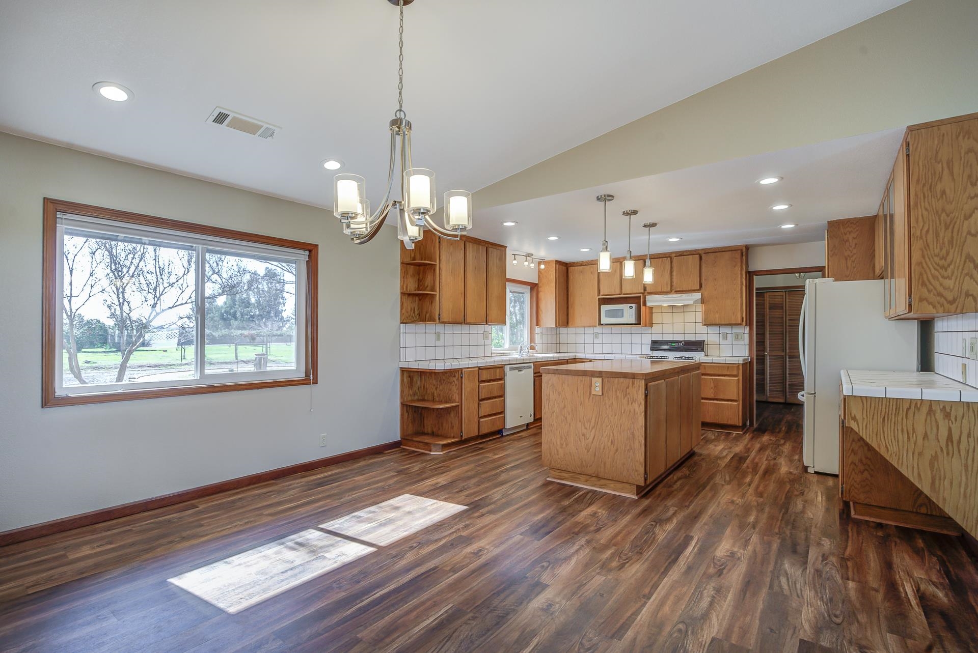 20840 Live Oak Road Red Bluff, CA 96080 - Photo 11 of 51