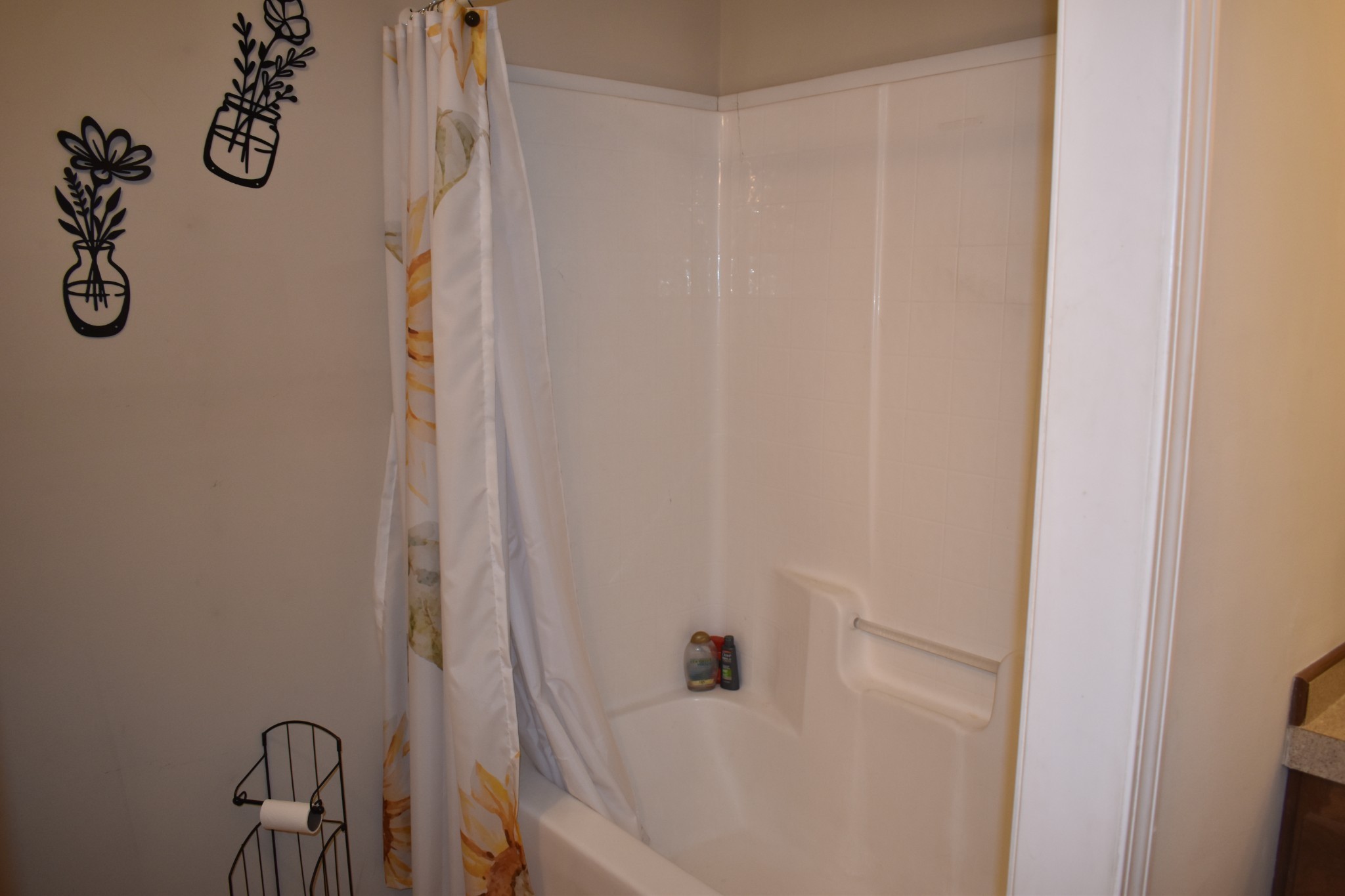 1423 Pack Road White Bluff, TN 37187 - Photo 29 of 50 a bathroom with a shower