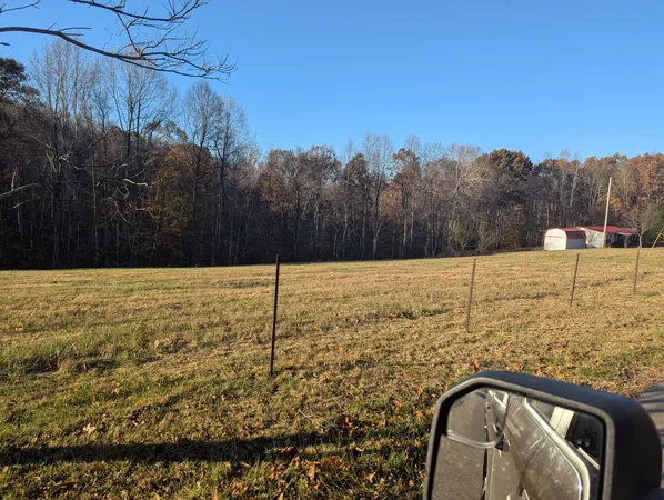 $377,398 | 1423 Pack Road, White Bluff, TN 37187