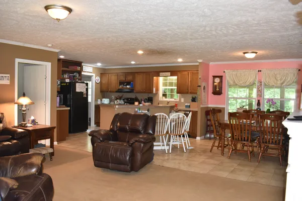 $377,398 | 1423 Pack Road, White Bluff, TN 37187