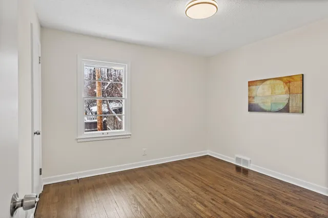 $535,000 | 5013 Oxford Avenue, Edina, MN 55436