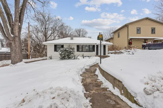 $535,000 | 5013 Oxford Avenue, Edina, MN 55436