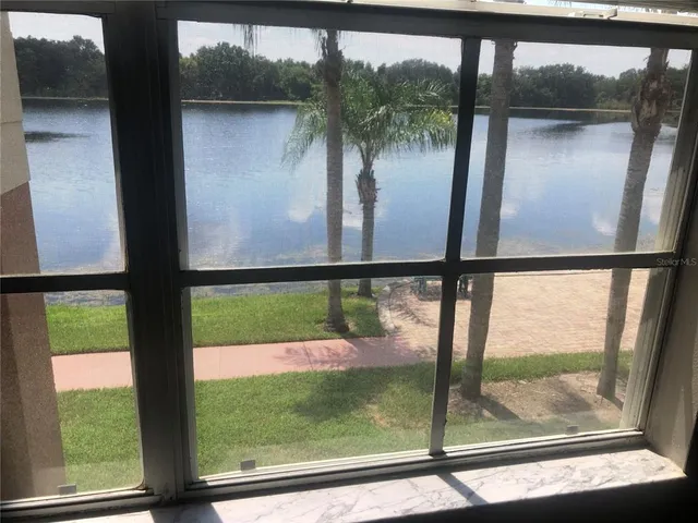 $265,000 | 1939 Summer Club Drive, Unit 215, Oviedo, FL 32765