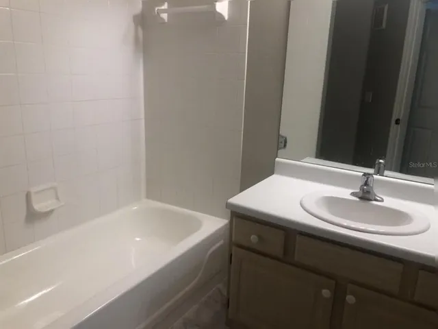 $265,000 | 1939 Summer Club Drive, Unit 215, Oviedo, FL 32765