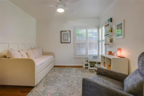 $395,000 | 2627 West 10th Street, Dallas, TX 75211