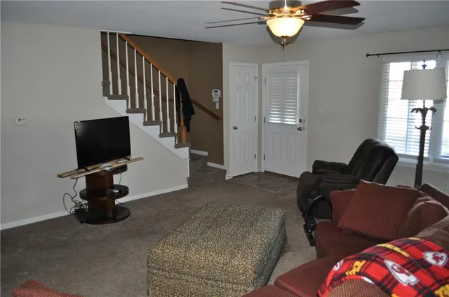 $220,000 | 3404 North 9th Street, St. Joseph, MO 64505