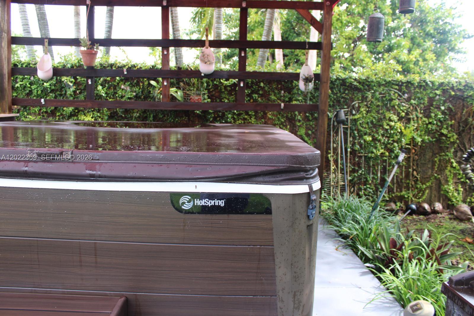 6371 Southwest 109th Court Miami, FL 33173 - Photo 35 of 45