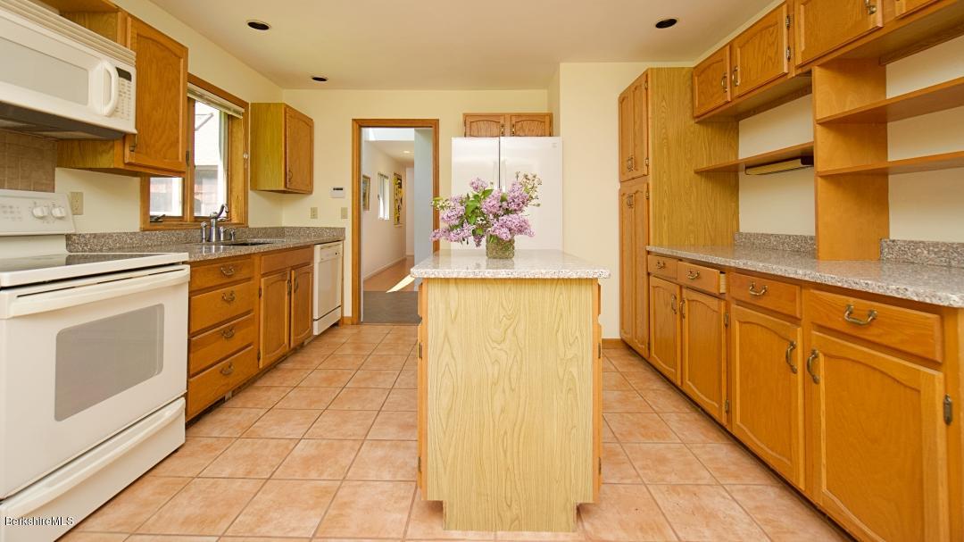 64 West Center Road West Stockbridge, MA 01266 - Photo 12 of 32 Kitchen