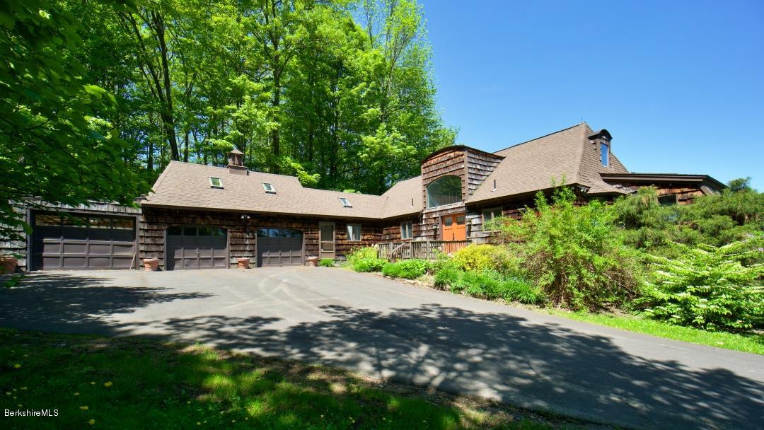 64 West Center Road West Stockbridge, MA 01266 - Photo 4 of 32 3 Car Garage
