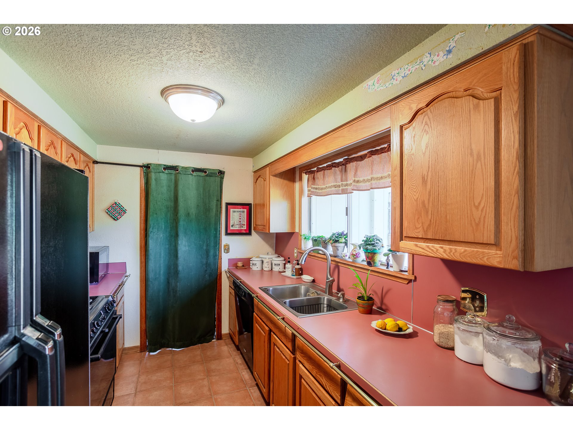 967 Rainbow Drive Springfield, OR 97477 - Photo 11 of 42