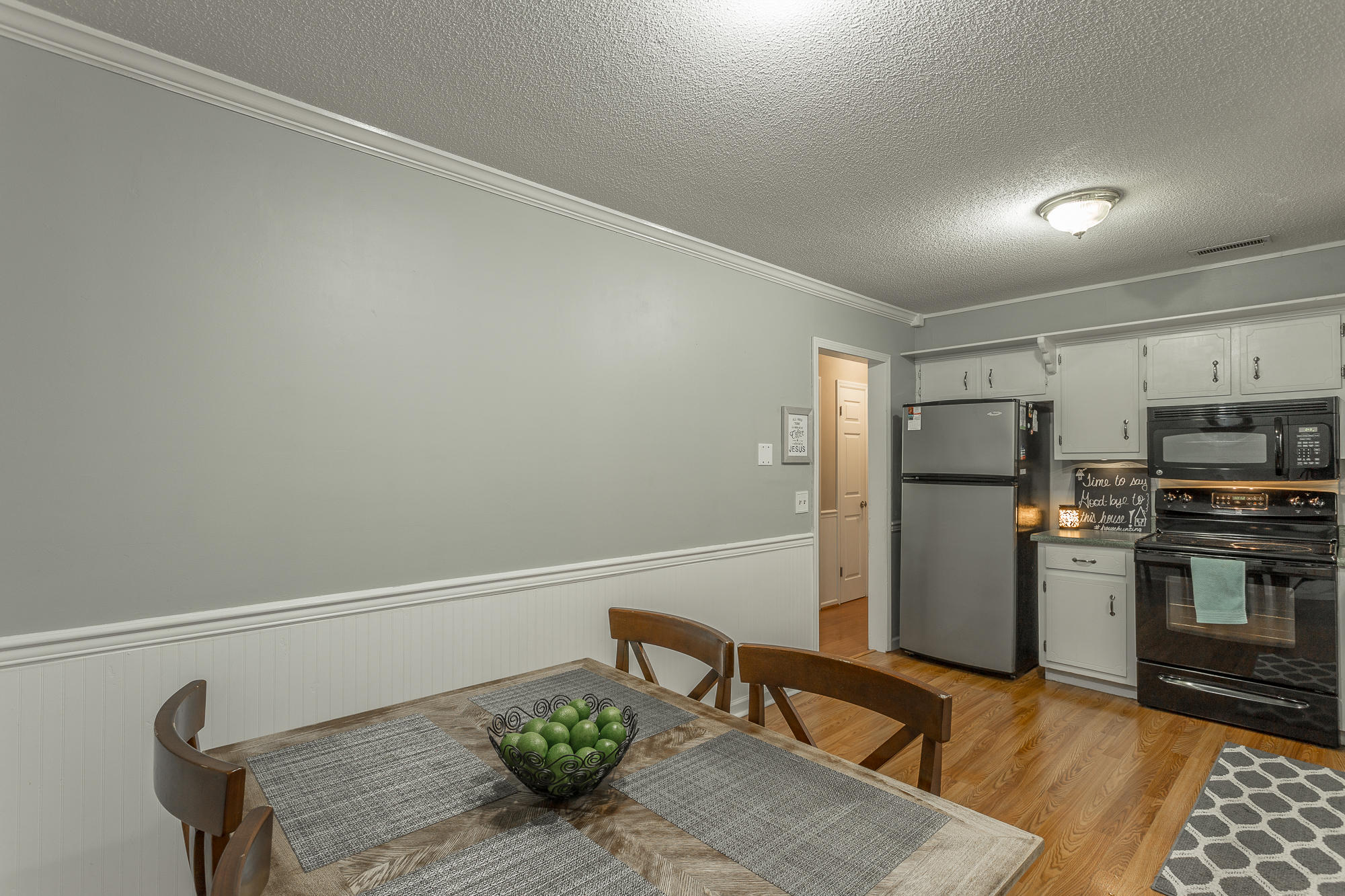 427 White Road Chattanooga, TN 37421 - Photo 14 of 32 427 White Road-13