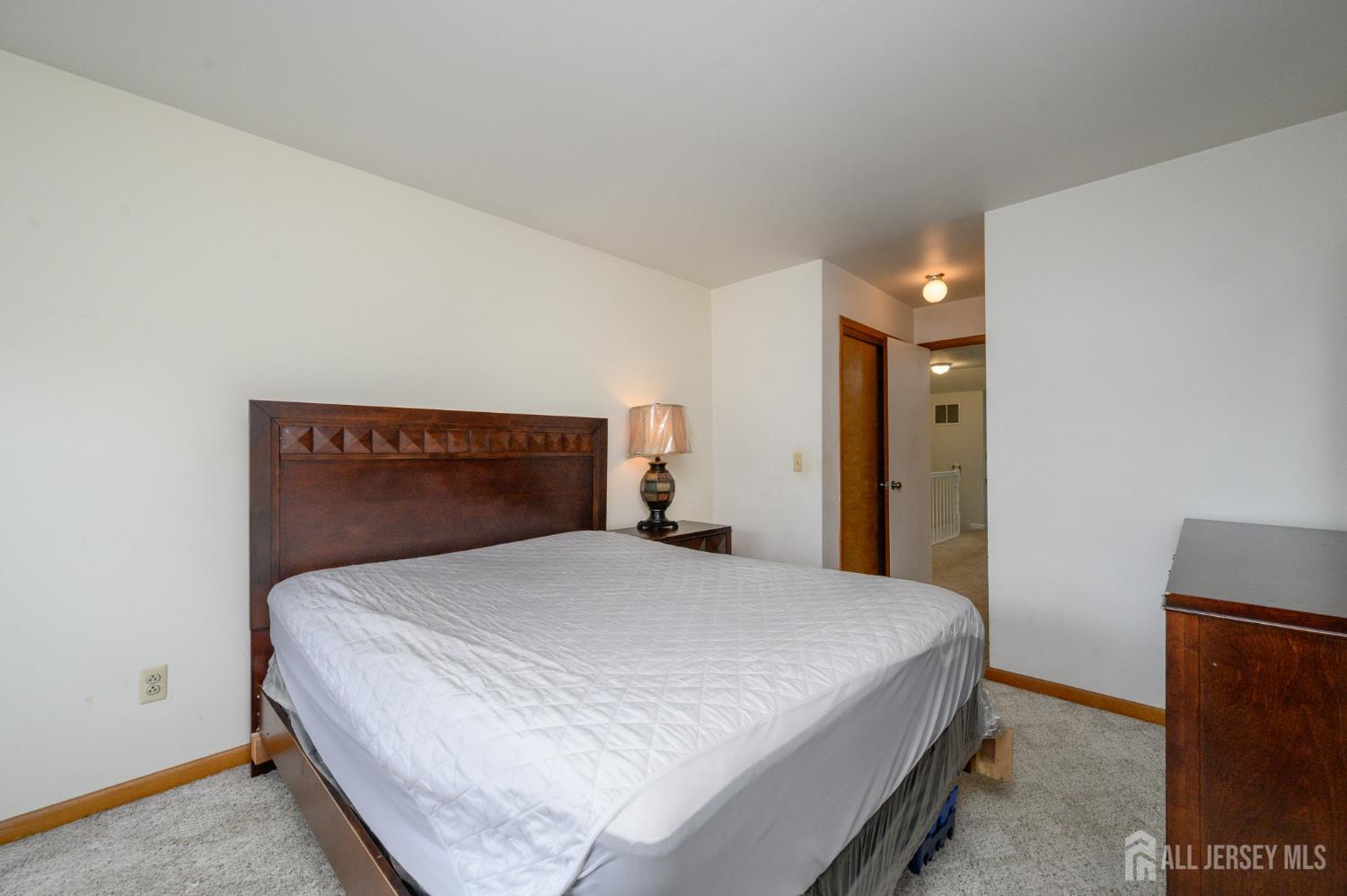 675 Raritan Road, Unit 24 Clark, NJ 07066 - Photo 22 of 37