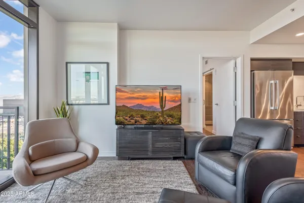 $839,000 | 200 West Portland Street, Unit 1024, Phoenix, AZ 85003